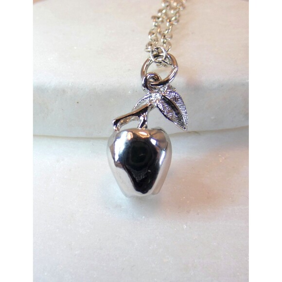 VTG  Solid 925 Sterling Silver 3D Apple Pendant Pendant Necklace 18” - Picture 1 of 7